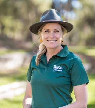 Chrystal, trail guide at The Hike Collective and wellbeing coach leading Cape to Cape and Perth hiking experiences